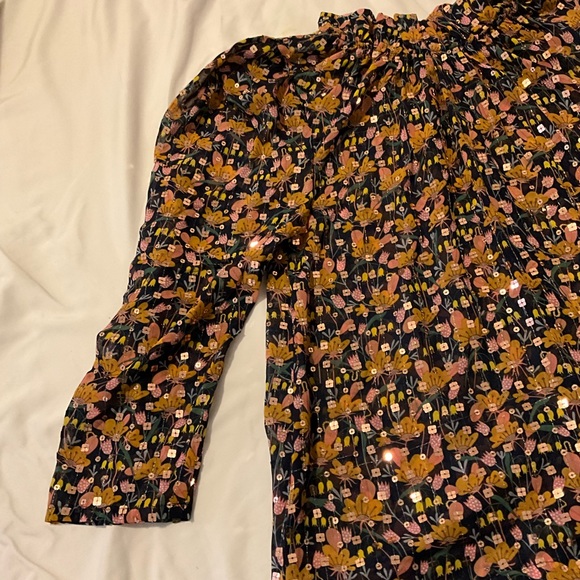 Eva Franco sample piece - sequin floral sheer top in size 8 - buttons down back - Picture 3 of 14